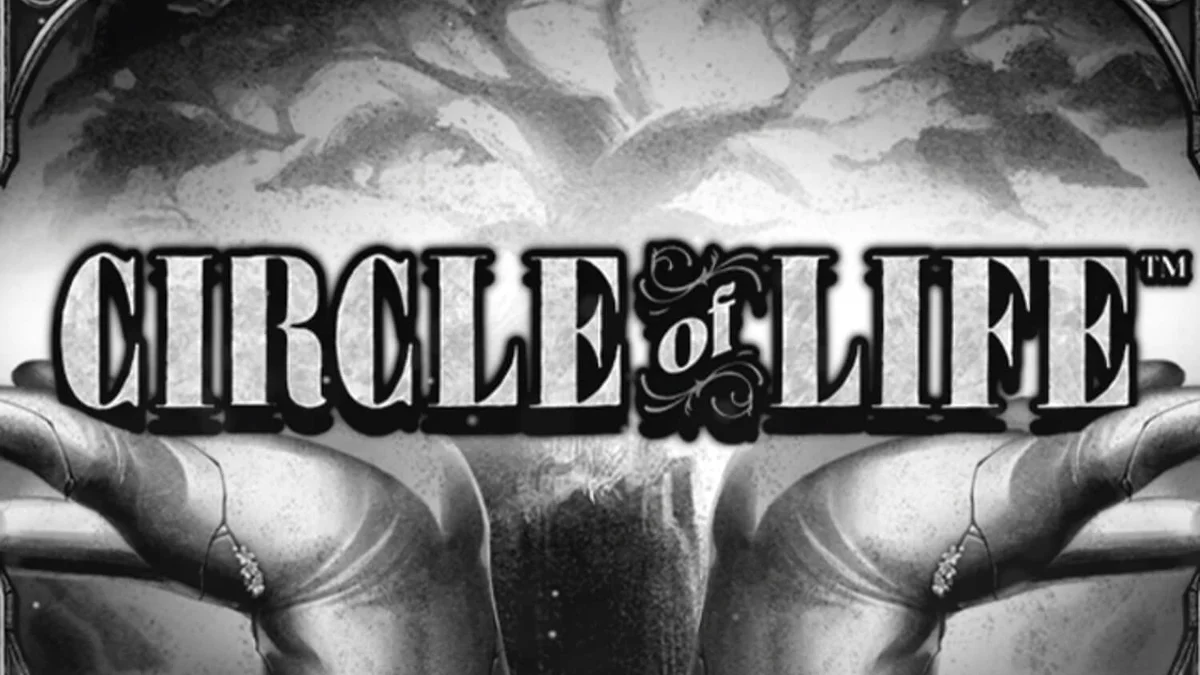 Tampilan visual slot Circle of Life dengan estetika monokrom dan simbol Pohon Kehidupan yang ikonik.